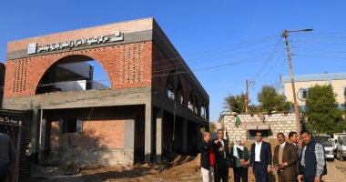 حياة كريمة تحقق حلم أهالي قرية بخانس فى قنا.. الانتهاء من إنشاء مجمع خدمات حكومية ووحدة طب الأسرة طبقًا لمعايير التأمين الصحي الشامل.. ومركز تنمية الأسرة والطفل يقدم خدماته لآلاف المواطنين بالقرية.. صور