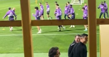 رونالدو يحضر تدريبات ريال مدريد قبل مواجهة برشلونة فى نهائي السوبر.. فيديو