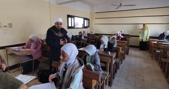 إجراءات صارمة لمنع الغش فى الامتحانات والحبس والغرامة للمخالفين.. بالقانون