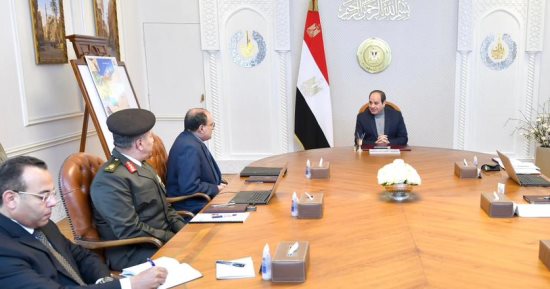 الرئيس السيسي يوجه بمواصلة جهود تنفيذ المخطط العام لتنمية شبه جزيرة سيناء 