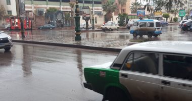 أمطار غزيرة تضرب البحيرة ورفع حالة الطوارئ لمواجهة سوء الأحوال الجوية.. صور
