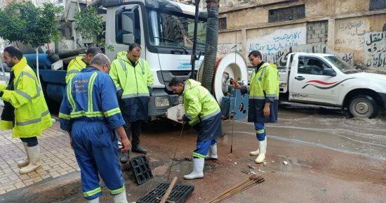  الصرف الصحى بالإسكندرية: استمرار أعمال التطهير لـ140 ألف شنيشة أثناء الأمطار