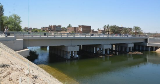 حياة كريمة فى سوهاج.. المبادرة الرئاسية تطور مركز دار السلام و113 مشروعا فى مختلف القطاعات الخدمية.. وتغير شكل 19 قرية.. ومجمعات الخدمات الحكومية ومشروعات الصحة والمياه الأبرز.. صور