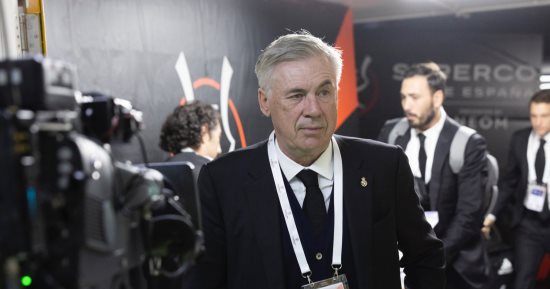 ريال مدريد ضد برشلونة .. وصول الميرنجي إلى ملعب المباراة "صور"