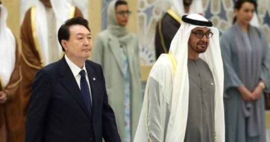 الإمارات تقرر الاستثمار بقيمة 30 مليار دولار في كوريا الجنوبية