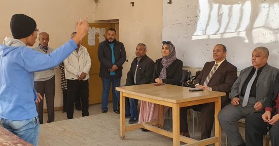 تعليم الأقصر تنظم التصفيات النهائية لمسابقة التحدث بالفصحى وتعميق النحو.. صور