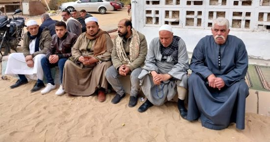 التصريح بدفن جثة أمين معمل قتله فلاح بسبب "قرنين فول" فى بنها