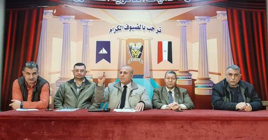 وكيل تعليم دمياط يجتمع برؤساء لجان الشهادة الإعدادية