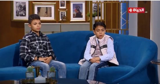 "واحد من الناس" يعرض معاناة طفلين شقيقين مع المرض ويناشد بالتدخل لعلاجهما