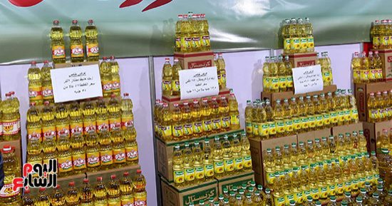 أسعار السكر والزيت والأرز  والسلع الغذائية بمعرض "أهلا رمضان" فى فيصل