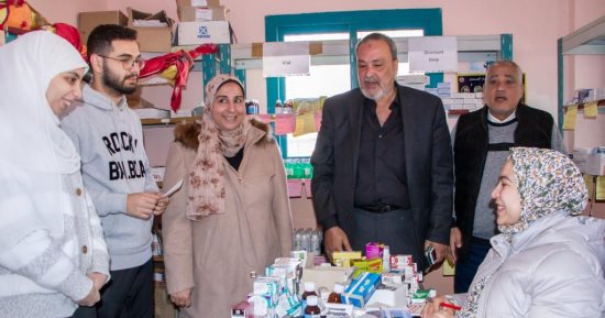 تقديم الرعاية الطبية لـ 1286 بقافلة جامعة طنطا بقرية كفر أبو جندى مركز قطور
