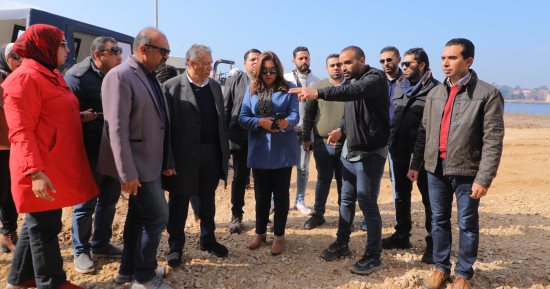 محافظ دمياط تتابع الموقف التنفيذى لمشروع تطوير المناطق غير المخططة وإنشاء ديوان المحافظة