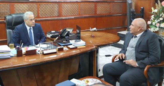 "القوى العاملة": خطة تدريبية للشباب على مهن الزراعة والرى فى الوادى الجديد