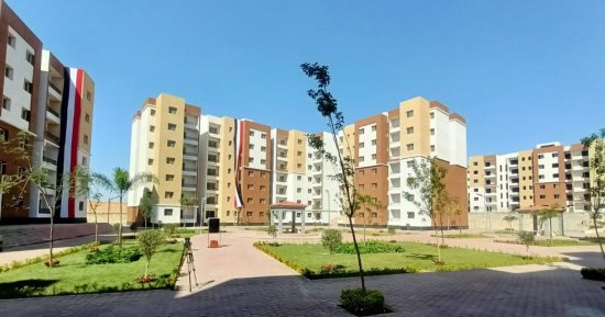 وزير الإسكان يستعرض ما تم تنفيذه من مشروعات بمدينة العبور فى 2022