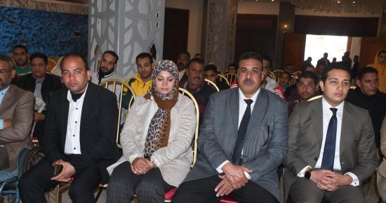 الفيوم تدعم ذوى الهمم وتشاركهم الاحتفال باليوم العالمى.. المحافظ: نقدم الدعم لإظهار إمكانياتهم الهائلة ومساعدتهم على تخطى الصعاب.. رئيس متحدى الإعاقة: 3 لاعبين شاركوا مع منتخب مصر لكرة اليد "كراسى متحركة".. صور