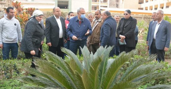 مبادرة 100 مليون شجرة تزين القليوبية.. المحافظ: زراعة 250 ألف شجرة على جوانب الطرق وداخل مراكز الشباب والمدارس.. واتخاذ الإجراءات القانونية حيال المتعدين عليها.. وتكليف المحليات بحصر الأراضى لإنشاء حدائق.. صور