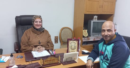 مقرر "القومى للمرأة" بكفر الشيخ: التوعية من أولوياتنا.. والمرأة تعيش أزهى عصورها فى عهد السيسي.. استخرج 70 ألف رقم قومى للسيدات وتوعية 440 ألف سيدة ورجل بخطورة ختان الإناث والعنف ضد المرأة والزواج المبكر.. صور