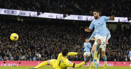 مان سيتي يقهر توتنهام 4-2 بـ الدوري الإنجليزي فى ليلة تألق محرز