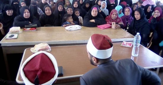 "قومى المرأة" بأسوان ينظم 30 ندوة توعية تستهدف 1400 مواطن بقرى حياة كريمة