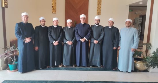 مجمع البحوث الإسلامية يوجه قافلتين دعويتين إلى الإسماعيلية والبحيرة.. التفاصيل