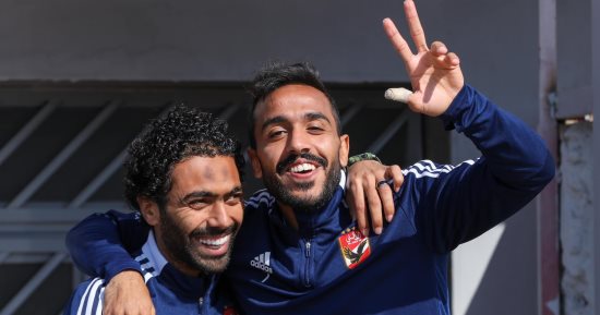 أجواء الفرح تسود مران الأهلى بعد ثلاثية الزمالك.. صور