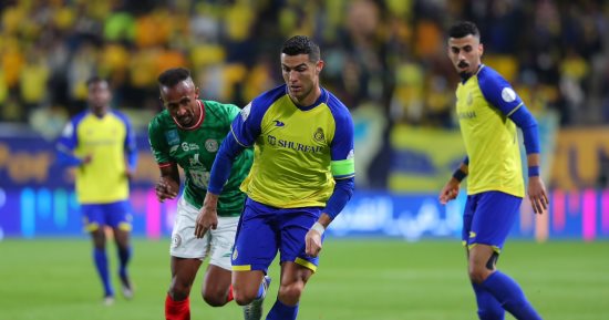 رونالدو يغرى 37 قناة و125 دولة بطلب حقوق بث الدورى السعودى