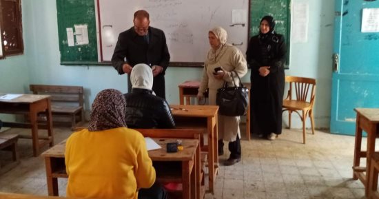 وكيل تعليم الإسماعيلية يتفقد لجان إدارة جنوب التعليمية بالشهادة الإعدادية