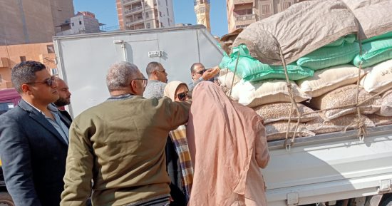 ضبط قمح بلدى قبل بيعه فى السوق السوداء وأرز مجهول المصدر بالإسكندرية