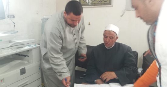 وكيل أوقاف الإسكندرية يتفقد مساجد محرم بك 