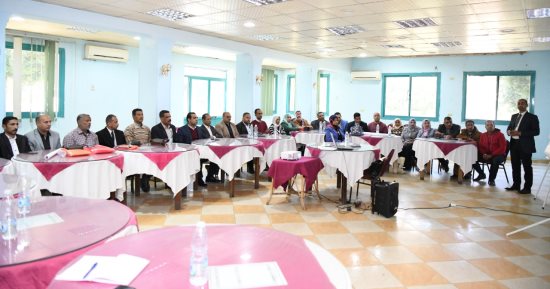 نائب محافظ قنا يشهد ختام تدريب مهارات التخطيط الاستراتيجي لبرنامج تنمية الصعيد 