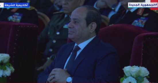 الرئيس السيسي يشاهد فيلما تسجيليا عن جهود وزارة الداخلية فى 2022