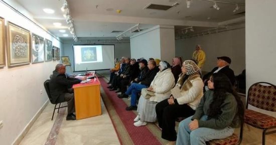 "ثقافة الإسكندرية" تناقش العلاقة بين الخط العربى والفن التشكيلى