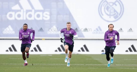 ريال مدريد يستعيد ألابا ضد أتلتيكو فى ديربى كأس ملك إسبانيا