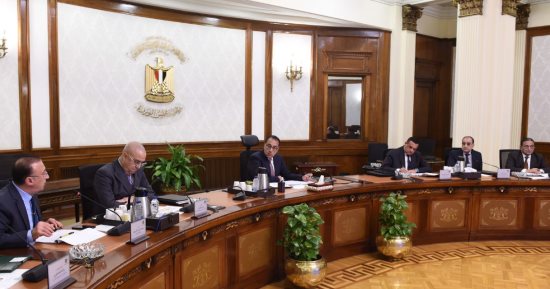 رئيس الوزراء يتابع الموقف التنفيذى للمشروعات الخدمية والتنموية بالإسكندرية