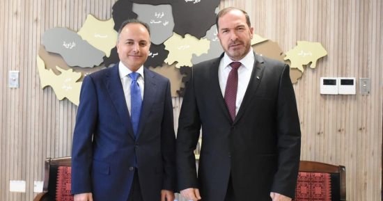 محافظ سلفيت الفلسطينية يستقبل السفير المصرى لدى فلسطين إيهاب سليمان
