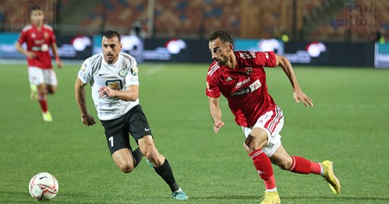 الأهلي يتقدم على البنك بثنائية نظيفة فى الدوري بالشوط الأول
