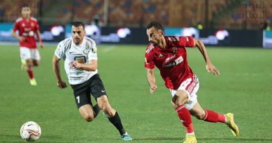 خالد عبد الفتاح أفضل لاعب فى مباراة الأهلي والبنك بالدوري