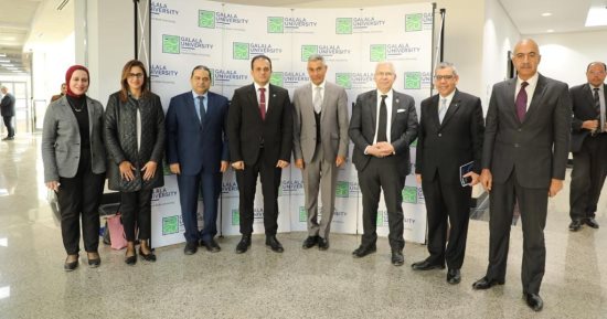 "التعاون الدولى" ينظم جلسة حول برنامج التعاون الإقليمى الجديد بجامعة الجلالة