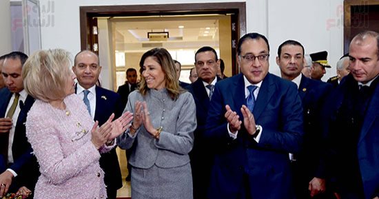 جولة لرئيس الوزراء داخل معرض القاهرة الدولى للكتاب  