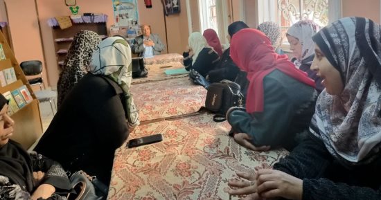 محاضرات ثقافية حول سلبيات وإيجابيات ذكرى 25 يناير وأعياد الشرطة.. صور