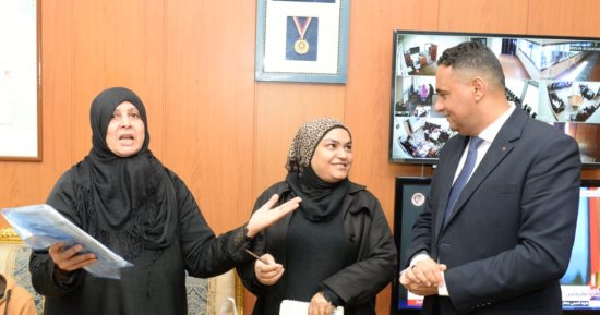 محافظ الدقهلية يكلف التضامن بعمل سقف وفرش منزل سيدة لتوفير حياة كريمة لها