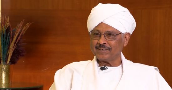 رئيس حزب الأمة السودانى للقاهرة الإخبارية: بعض القوى الغربية مصرة على إعادة مجموعة خرجت من السلطة