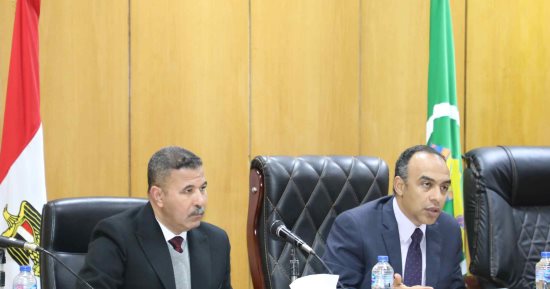 نائب محافظ المنيا يعقد اجتماعا لمناقشة مقترح إنشاء لائحة صندوق النظافة