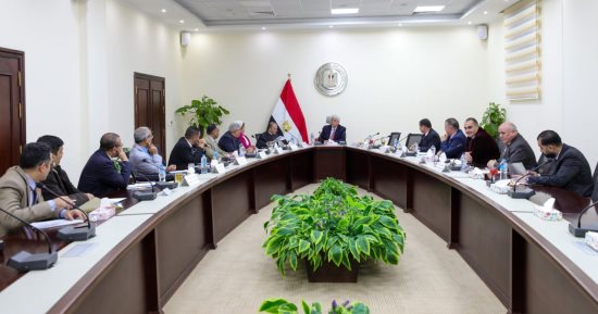 وزير التعليم العالى يوجه الجامعات التكنولوجية بالتوسع فى الشراكة مع الجامعات الدولية