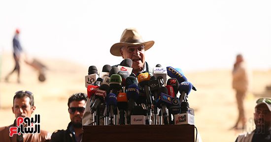 تفاصيل الكشف الأثرى الجديد لزاهى حواس فى جبانة سقارة.. صور