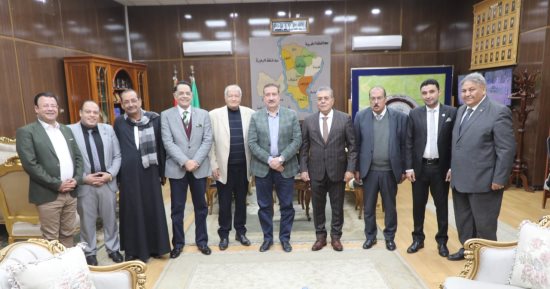 محافظ المنوفية يلتقى أعضاء مجلسي النواب والشيوخ لبحث ومناقشة مطالب المواطنين