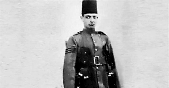 سعيد الشحات يكتب: ذات يوم.. 26 يناير 1930.. هبوط محمد صدقى أول طيار مصرى فى الإسكندرية بطائرته والجماهير تحمله على الأعناق.. وأمير الشعراء أحمد شوقى وآخرون يمدحونه بقصائد  