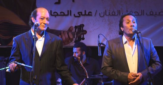 الليلة على الحجار ونجله فى الساقية إحياء للذكرى الأولى لرحيل شقيقه