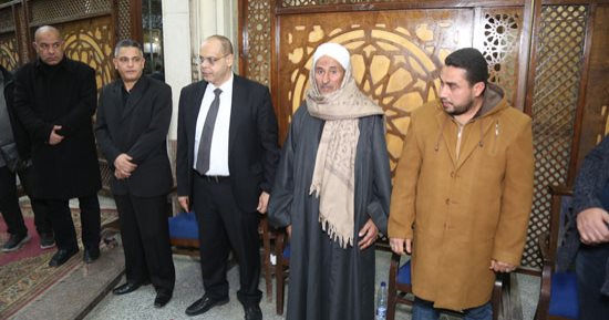 بدء تلقى العزاء فى الزميل الراحل علام عبد الغفار بمسجد الحامدية الشاذلية