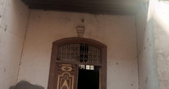 "اليوم السابع" داخل منزل الشيخ المراغى شيخ الأزهر الأسبق.. تم بناؤه منذ 120 عاما.. وأحفاد الشيخ الراحل يعيشون بداخله ويحتفظون بمقتنياته وصوره..  وأشهر زواره الملك فاروق والشيخ الشعراوى.. صور